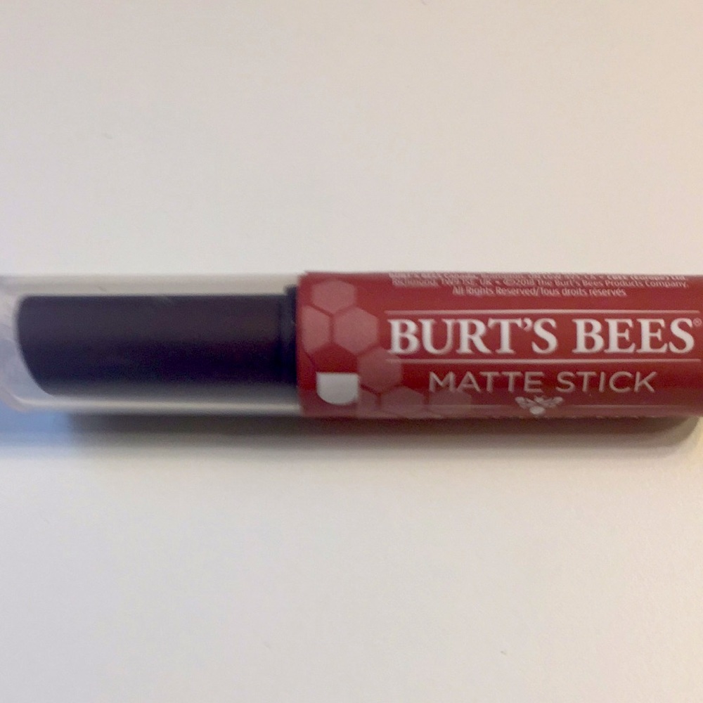 Burt’s Bees Matte Stick in foil new plus gift